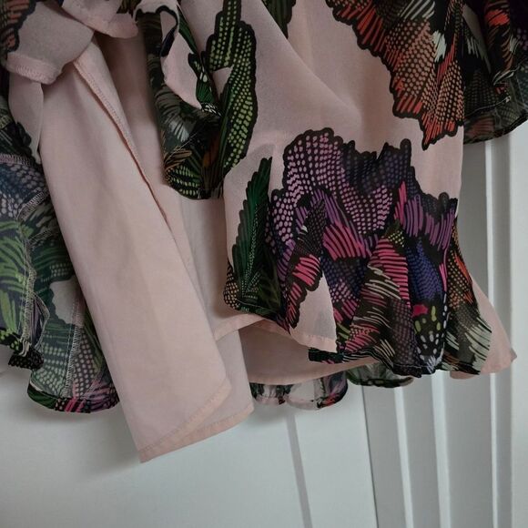 Badgley Mischka Floral Tie-Back 3/4 Sleeve Flutter Top in Dusty Rose Pink - Picture 8 of 15